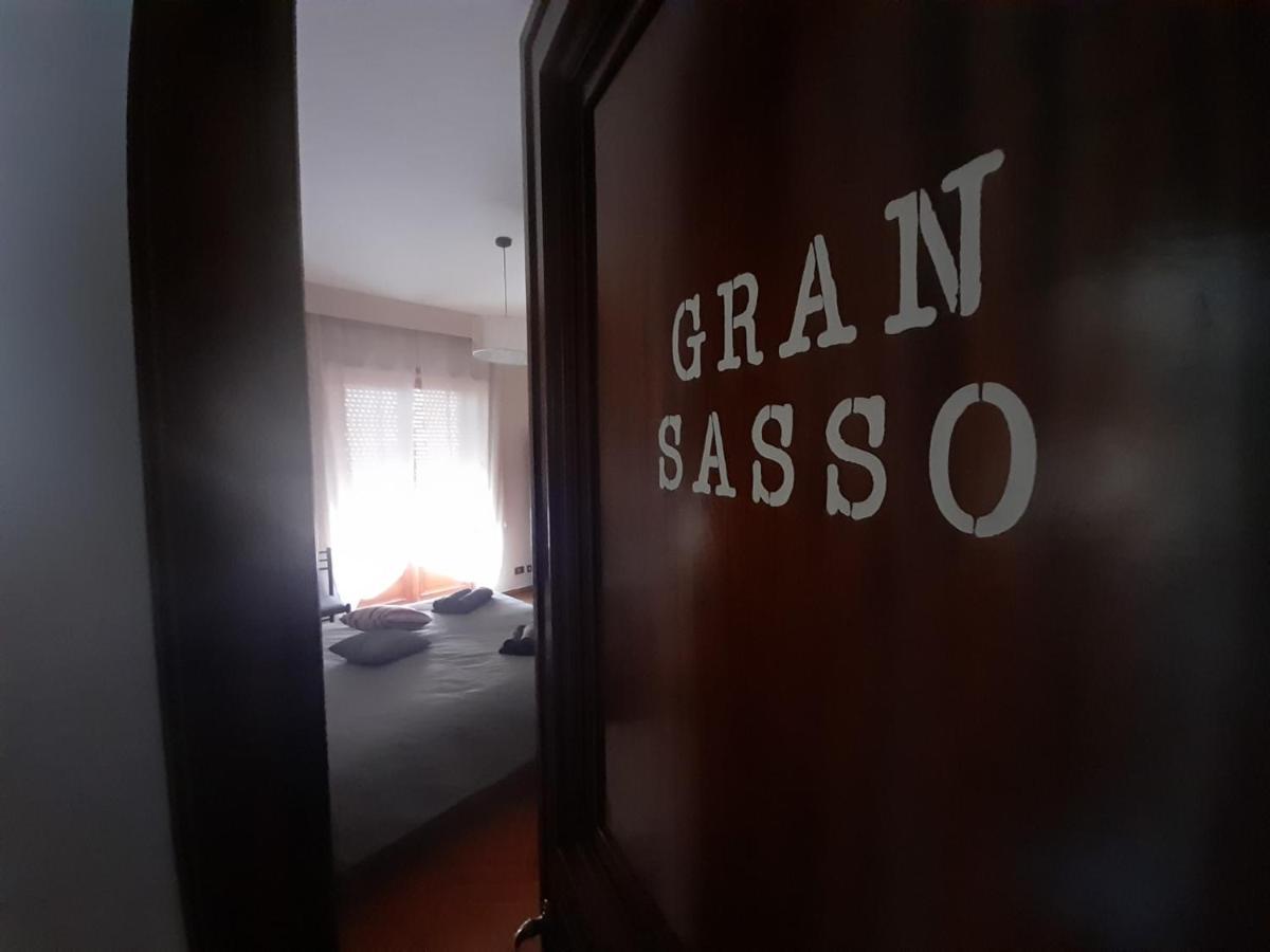 Apartamento Dreamhouse LʼAquila Exterior foto